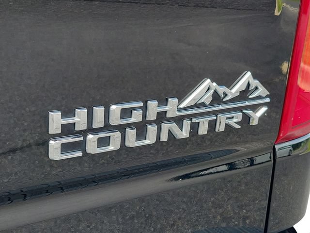 Used 2024 Chevrolet Silverado 1500 High Country w/ Technology Package AWD/4WD image 7