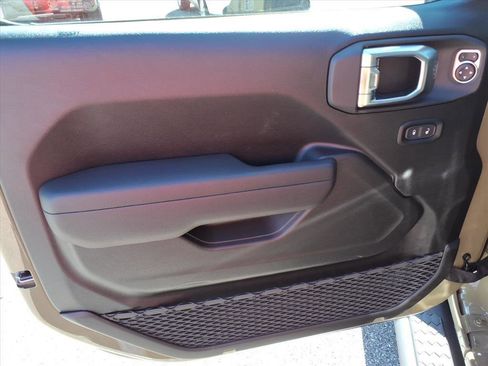 New 2026 Jeep Wrangler Sport S image 9