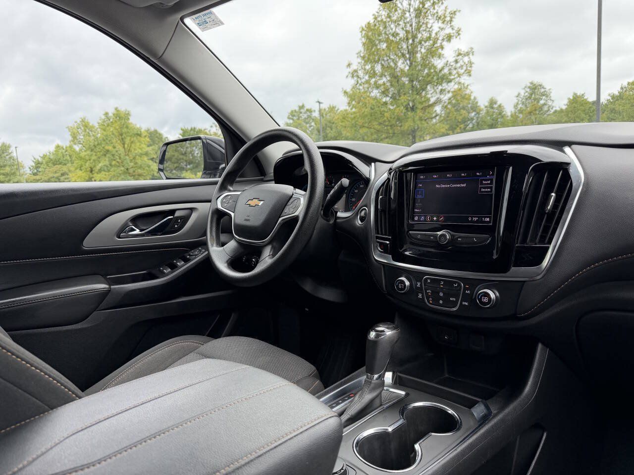 Used 2020 Chevrolet Traverse LS FWD image 21
