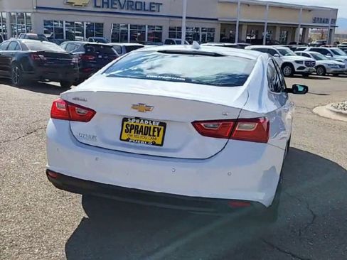 Used 2024 Chevrolet Malibu LT image 7