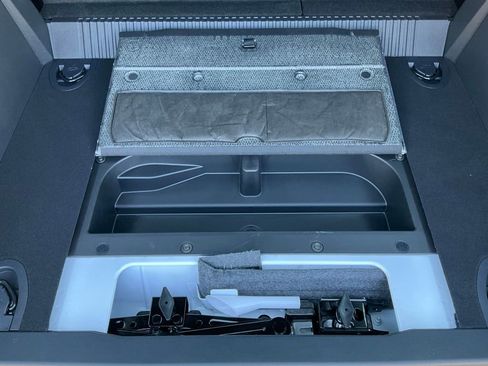 New 2025 Ford Bronco 4-Door w/ Sasquatch Package image 21