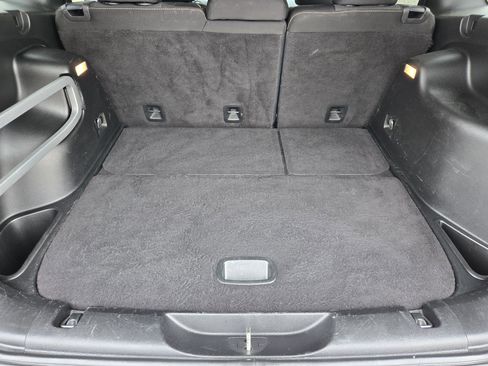 Used 2016 Jeep Cherokee Latitude FWD image 10