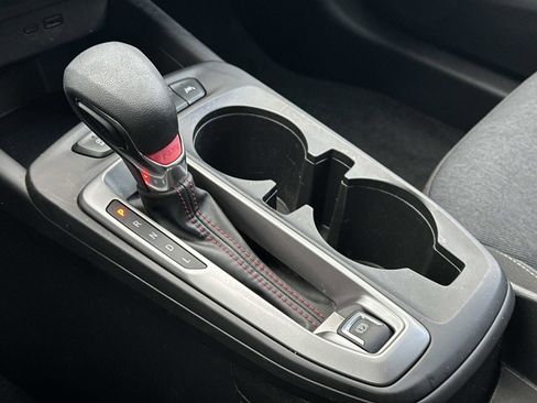 Certified 2024 Chevrolet Trax RS image 29