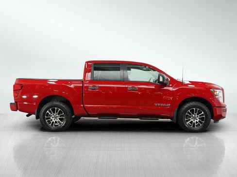 Used 2021 Nissan Titan SV w/ SV Convenience Package AWD/4WD image 6