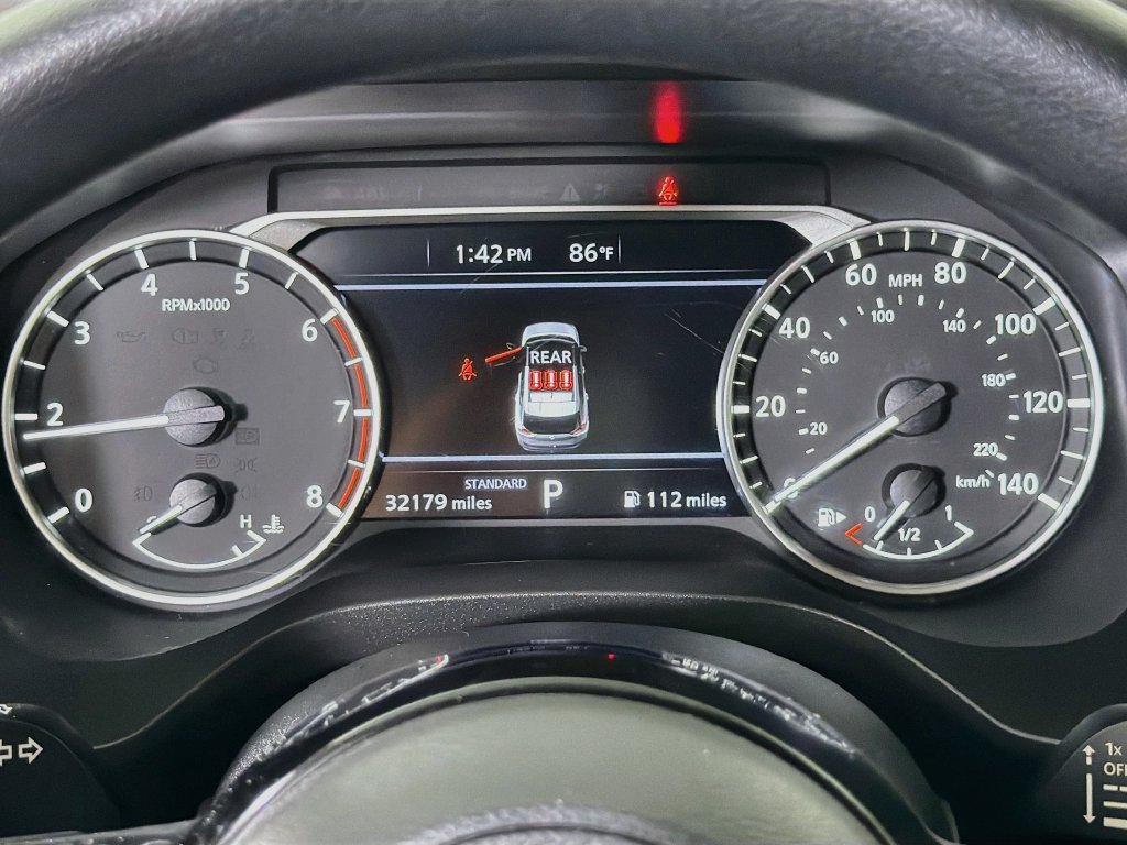 Used 2023 Nissan Rogue SV FWD image 16