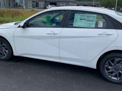 New 2025 Hyundai Elantra Blue w/ Cargo Package image 3