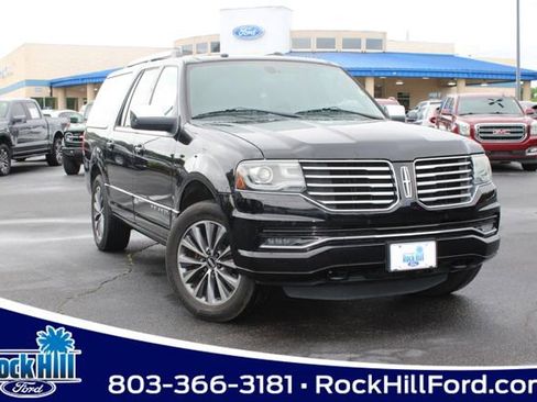 Used 2016 Lincoln Navigator L Select RWD image 1