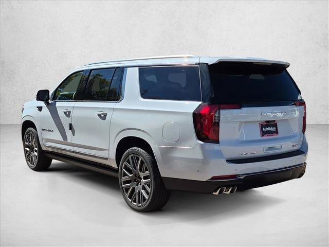 New 2027 GMC Yukon XL Denali Ultimate w/ LPO, Illumination Package AWD/4WD image 9