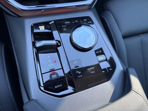 New 2026 BMW X3 xDrive30 w/ Premium Package image 21