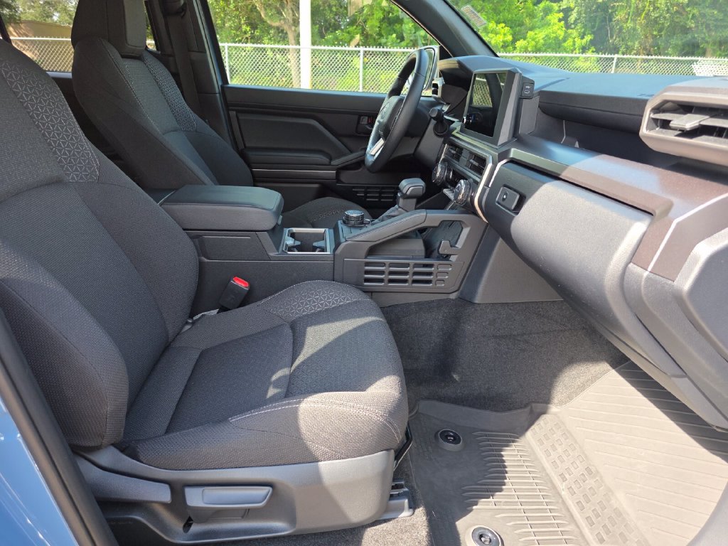 Certified 2026 Toyota 4Runner SR5 AWD/4WD image 14