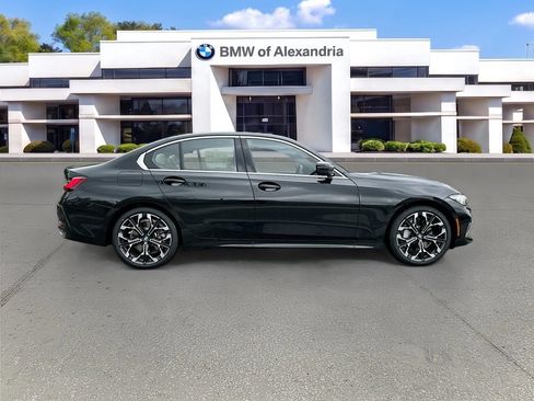 Used 2026 BMW 330i xDrive Sedan w/ Premium Package AWD/4WD image 8