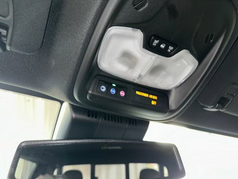 Certified 2024 Chevrolet Colorado ZR2 w/ ZR2 Convenience Package III image 17