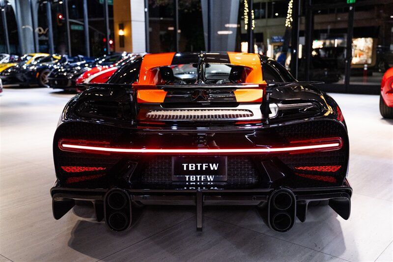 Used 2022 Bugatti Chiron Super Sport AWD/4WD image 51