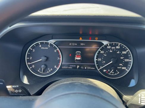 Used 2024 Nissan Rogue SV FWD image 16