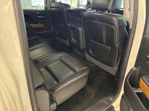 Used 2014 GMC Sierra 1500 SLT w/ SLT Crew Cab Value Package image 28