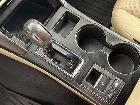 Used 2018 Subaru Outback 2.5i Limited image 26