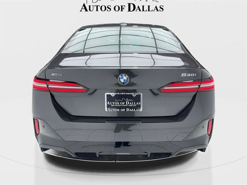 Used 2026 BMW 530i xDrive image 11