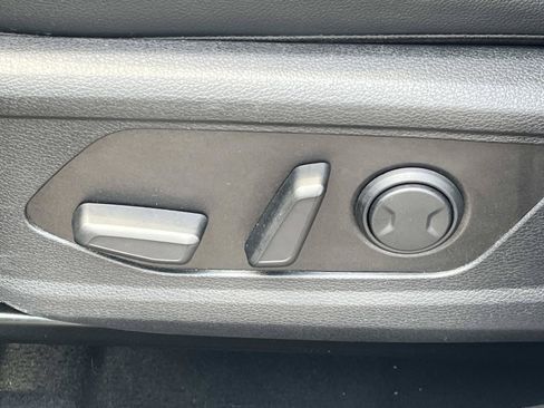 Used 2024 Kia Sportage EX FWD image 30