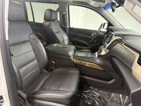 Used 2016 GMC Yukon XL Denali AWD/4WD image 44