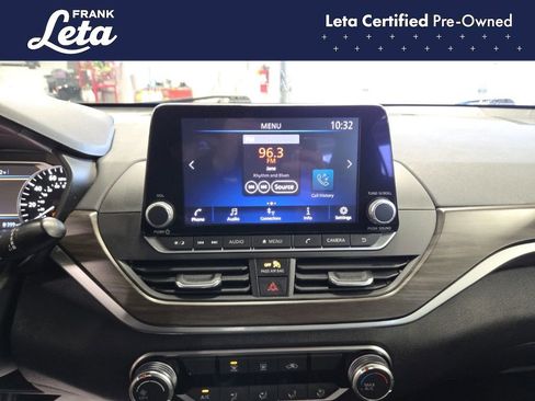 Used 2023 Nissan Altima 2.5 SV image 10