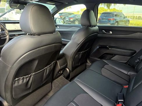Used 2023 Kia K5 GT-Line FWD image 32