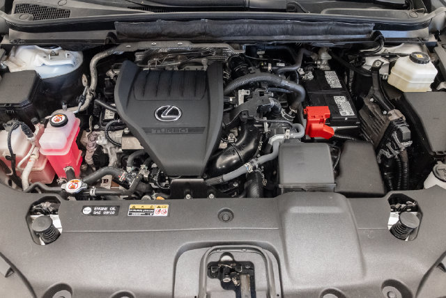 Used 2024 Lexus RX 350 FWD w/ Technology Package image 3