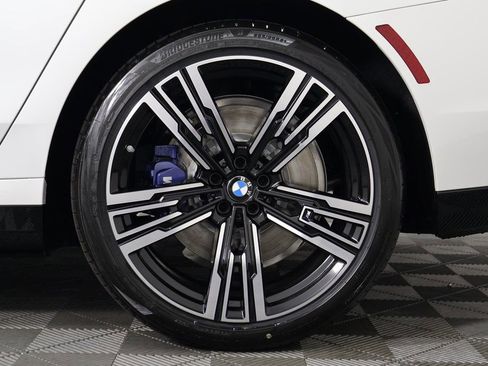 New 2026 BMW 740i image 10