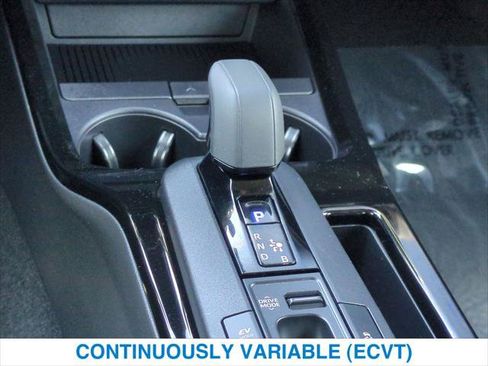 Used 2024 Toyota Prius LE FWD image 19