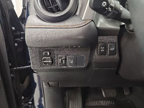 Used 2017 Toyota RAV4 SE AWD/4WD image 17