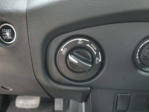 Used 2024 Nissan Frontier S w/ Technology Package AWD/4WD image 26