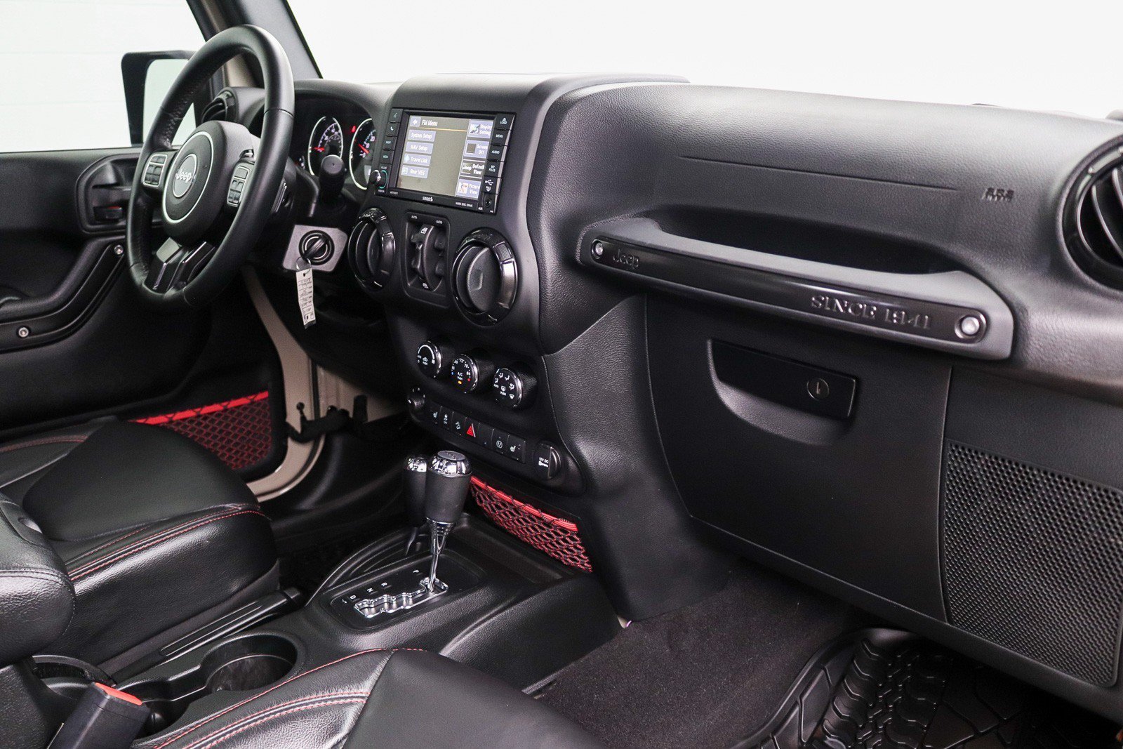 Used 2018 Jeep Wrangler Unlimited Rubicon AWD/4WD image 21