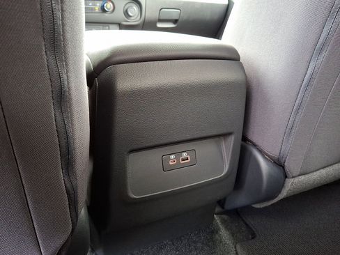 Certified 2024 Nissan Frontier S w/ Technology Package AWD/4WD image 12
