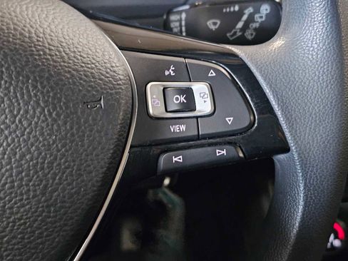 Used 2020 Volkswagen Tiguan S FWD image 27