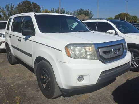 Used 2011 Honda Pilot LX image 2
