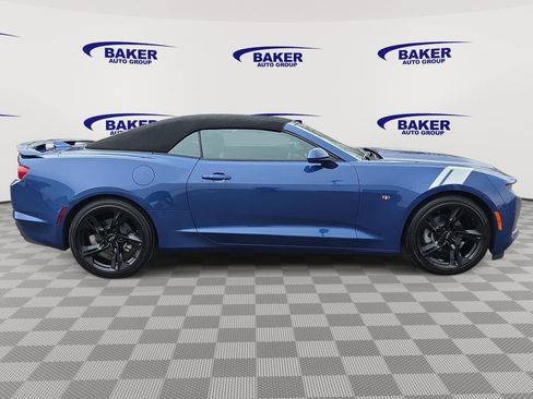 Used 2024 Chevrolet Camaro LT w/ Technology Package RWD image 2