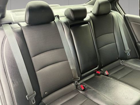 Used 2016 Honda Accord Sport image 18