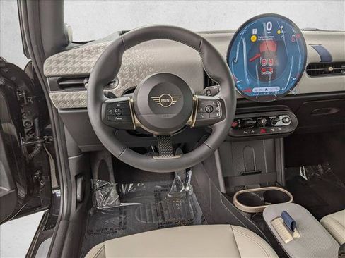 New 2026 MINI Cooper 2-Door Hardtop FWD image 13