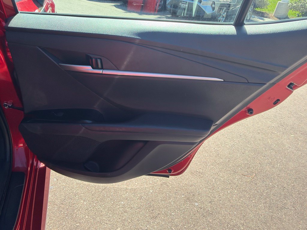 Used 2025 Toyota Camry LE FWD image 12