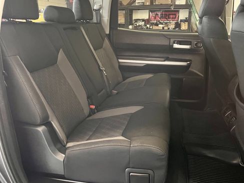 Used 2016 Toyota Tundra SR5 w/ TRD Off Road Package AWD/4WD image 21