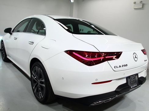 Certified 2025 Mercedes-Benz CLA 250 4MATIC image 13