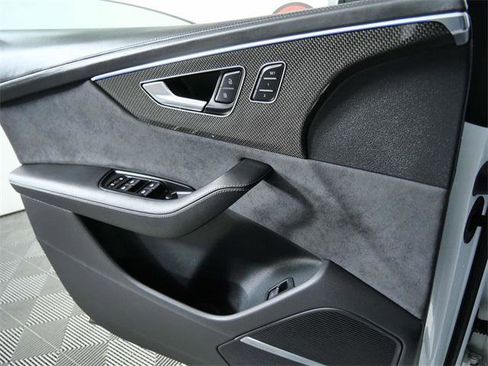 Used 2023 Audi SQ8 Prestige w/ Prestige Package image 24