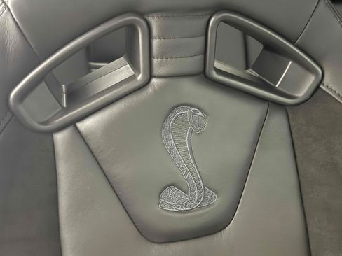 Used 2014 Ford Mustang Shelby GT500 w/ Equipment Group 821A RWD image 20