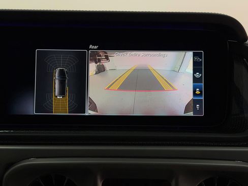 Used 2023 Mercedes-Benz G 550 image 30