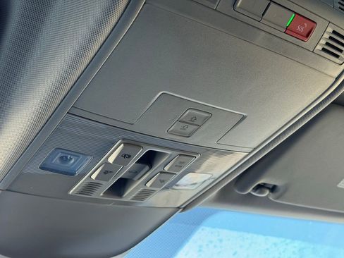 New 2025 Volkswagen Taos SE image 35