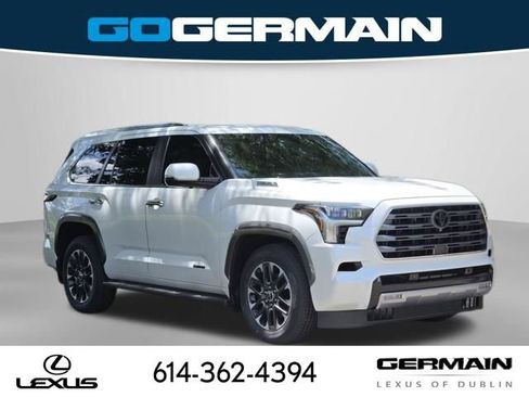 Used 2024 Toyota Sequoia Limited w/ Tow Technology Package AWD/4WD image 5