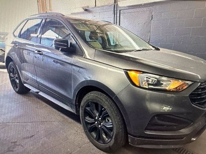 Used 2024 Ford Edge SE w/ Black Appearance Package