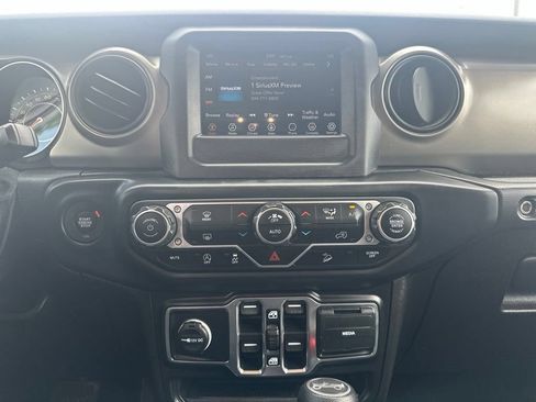 Used 2020 Jeep Wrangler Unlimited Sport S AWD/4WD image 21