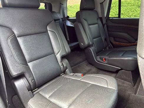 Used 2018 Chevrolet Tahoe Premier AWD/4WD image 29