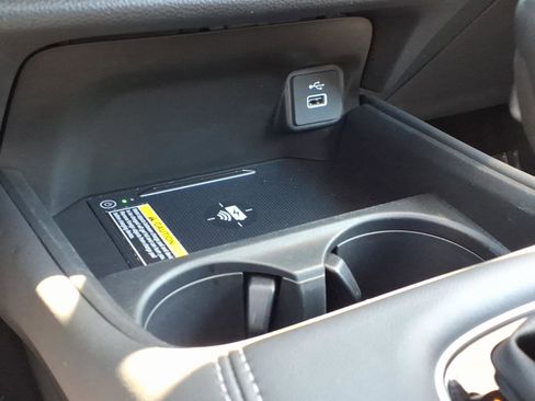 Certified 2024 Honda HR-V EX-L image 23