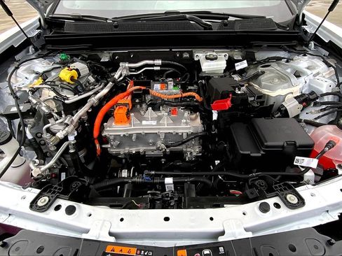 New 2025 Cadillac Lyriq Sport image 17